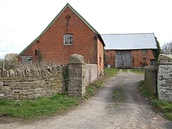 Red-brick barns at Upper Breinton - geograph.org.uk - 362875.jpg
