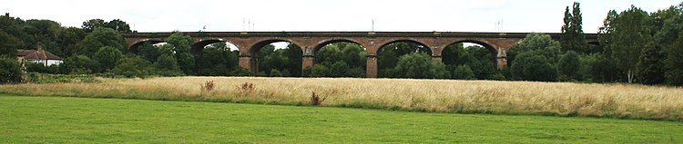 The whole viaduct, viewed from the south