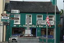 McCarthy's Bar - geograph.org.uk - 1789488.jpg