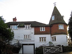 Oast House, Best Beech Hill, Wadhurst, East Sussex - geograph.org.uk - 1105034.jpg