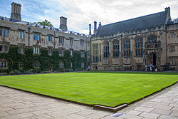Exeter College Quad.jpg