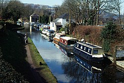 Monmouthshire and Brecon Canal, Govilon - geograph.org.uk - 142259.jpg