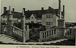 Lutyens houses and gardens (1921) (14740884356).jpg