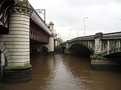 King George V Bridge - geograph.org.uk - 628011.jpg