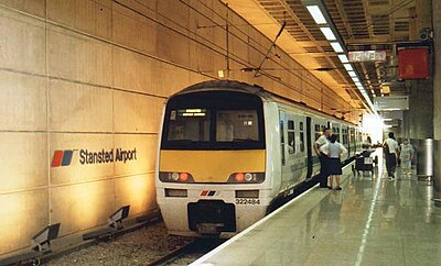 stansted anglia londyn lotniska railway wikishire