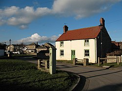 Old pump, Snape village. - geograph.org.uk - 330992.jpg