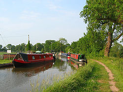 Shropshire Union Canal Wrenbury.jpg