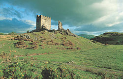 Dolwyddelan Castle Cadw.jpg