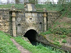 Southern portal, Sapperton canal tunnel (uncropped).jpg
