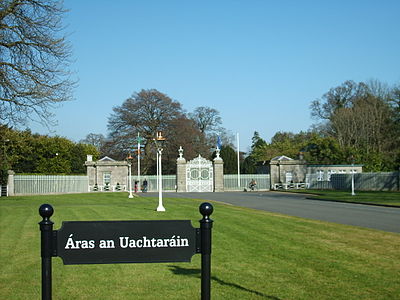 can you visit aras an uachtarain