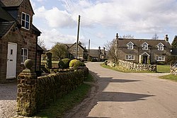 Stone houses in Wootton village - geograph.org.uk - 366158.jpg