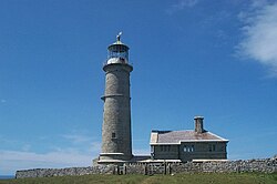 Lundy Old Lighthouse - geograph.org.uk - 15437.jpg