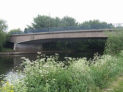 Cavendish Bridge over the River Trent.jpg