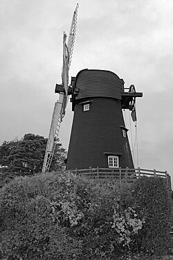 Burlesdon2-windmill.jpg