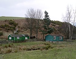 Holiday cottages, Redscarhead - geograph.org.uk - 149969.jpg