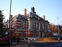 Tottenham town hall 1.jpg