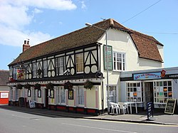 The Red Lion Pub St Osyth - geograph.org.uk - 475704.jpg