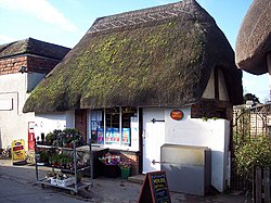 Thatched Post Office - geograph.org.uk - 311374.jpg