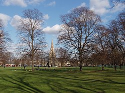 Turnham Green with leafless trees in winter - geograph.org.uk - 1188527.jpg