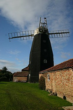 Downfield windmill, Soham - geograph.org.uk - 252316.jpg