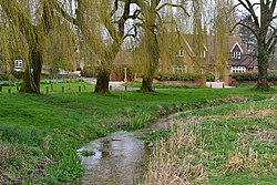 Stream on the green at Old Alresford (geograph 5726699).jpg