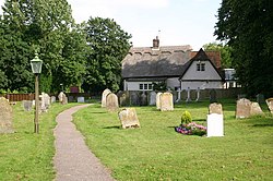 Wilden churchyard - geograph.org.uk - 493102.jpg
