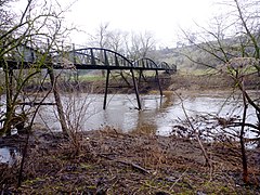 Girsby bridge - geograph.org.uk - 2231444.jpg