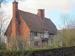 The Cloth Hall Smarden Geograph-2250521-by-Oast-House-Archive.jpg