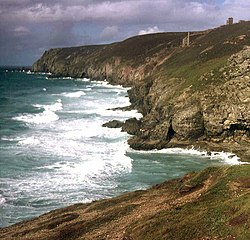 Mouth of Chapel Porth - 2 - geograph.org.uk - 998284.jpg