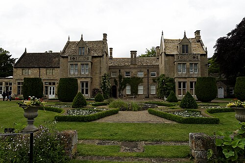 Tolethorpe Hall - Wikishire