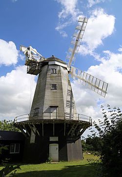 'Creek' King's Mill windmill at Shipley, West Sussex, England 01.JPG