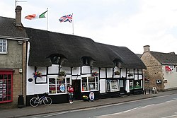 The thatched shop, Prestbury - geograph.org.uk - 864553.jpg